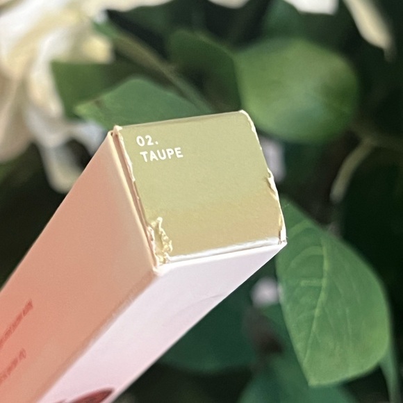 ONE/SIZE BROWKIKI • MICRO BROW DEFINING PENCIL • VARIOUS COLORS AVAILABLE - Picture 8 of 13